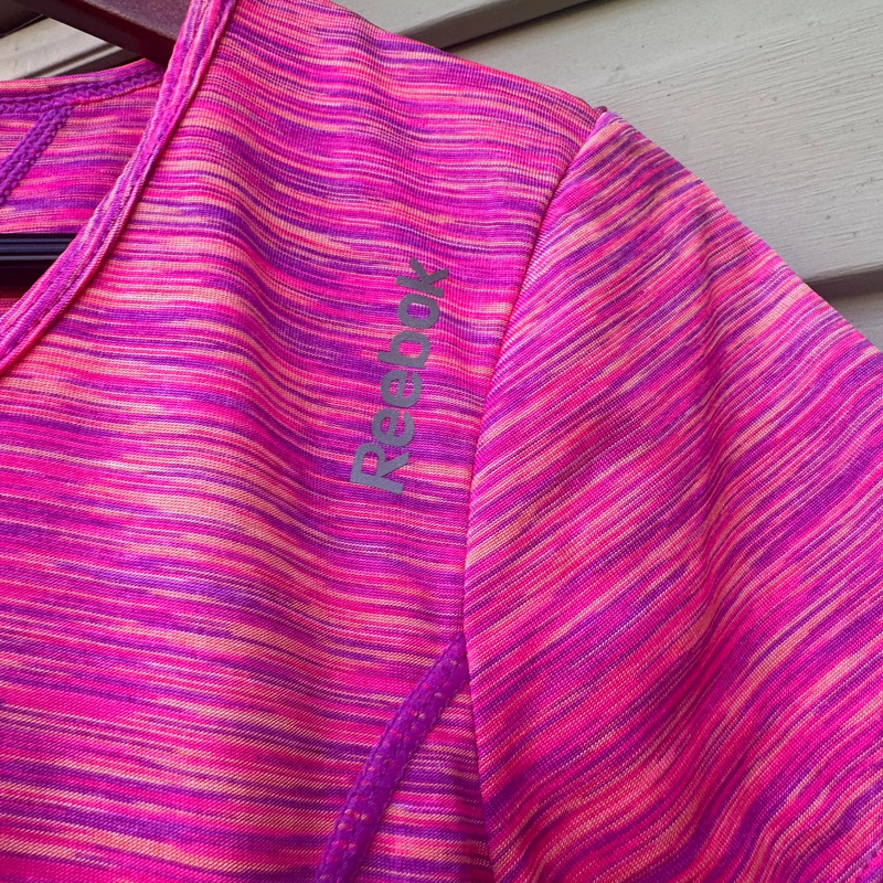Reebok Pink, multi-color  Misses Small Black athletic Top, Shirt. Activewear. 4