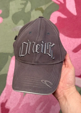 Faded vintage grey O’neill cap, merk: O'Neill, staat: Goed, maat: Universele maat, € 15,00, € 16,45 inclusief Kopersbescherming