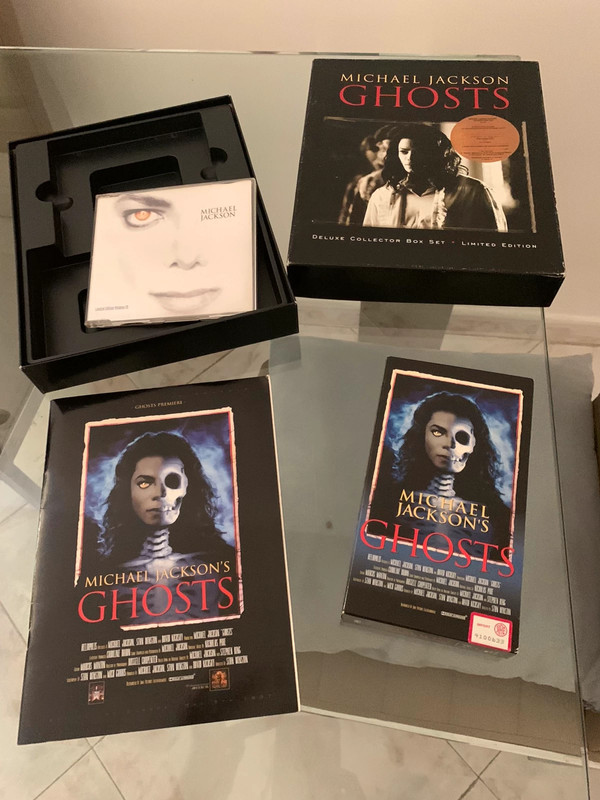 Michael Jackson ghost collector box | Vinted