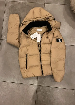 Calvin klein pufferjacket nieuw dons, merk: Calvin Klein, staat: Nieuw met prijskaartje, maat: XXL, € 145,00, € 152,95 inclusief Kopersbescherming