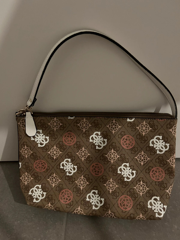 Guess Bag 5