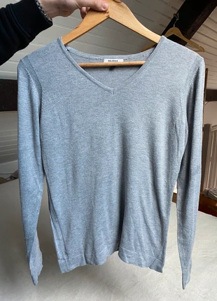 Pull col V gris Galeries Lafayette taille S, marke: Galeries Lafayette, zustand: Sehr gut, größe: S / 36 / 8, 15,00 €, 16,45 € inklusive Vinted-Käuferschutz