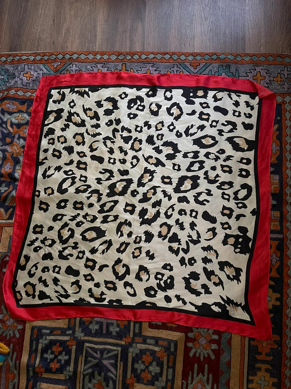 vtg scarf