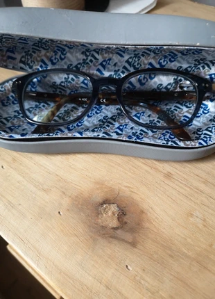 Montures lunettes Little Paul & Joe bon état , marque: little paul & joe, état: Bon état, 8,00 €, 9,10 € Protection acheteurs incluse