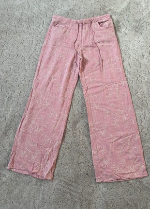 Pantalon en lin wide leg brodé rose tailleur cordon Stradivarius 40, marke: Stradivarius, zustand: Neu, größe: L / 40 / 12, 12,00 €, 13,30 € inklusive Vinted-Käuferschutz