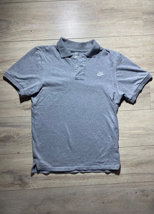 Polo nike gris logo brodé taille S, marque: Nike, état: Neuf sans étiquette, taille: S, 10,00 €, 11,20 € Protection acheteurs incluse