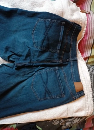 Aero spijkerbroek, merk: Aero, staat: Goed, maat: L / 40 / 12, € 7,50, € 8,58 inclusief Kopersbescherming