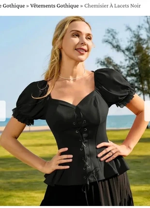 Chemisier À Lacets Noir gothique, brand: Scarlet Darkness, condition: New with tags, size: M / 38 / 10, €25.00, €26.95 includes Buyer Protection