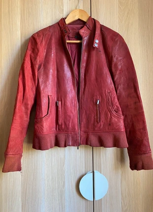 Intuition veste en cuir d’agneau luxe rouge bordeaux 36/38, brand: Intuition, condition: Satisfactory, size: S / 36 / 8, €26.00, €28.00 includes Buyer Protection