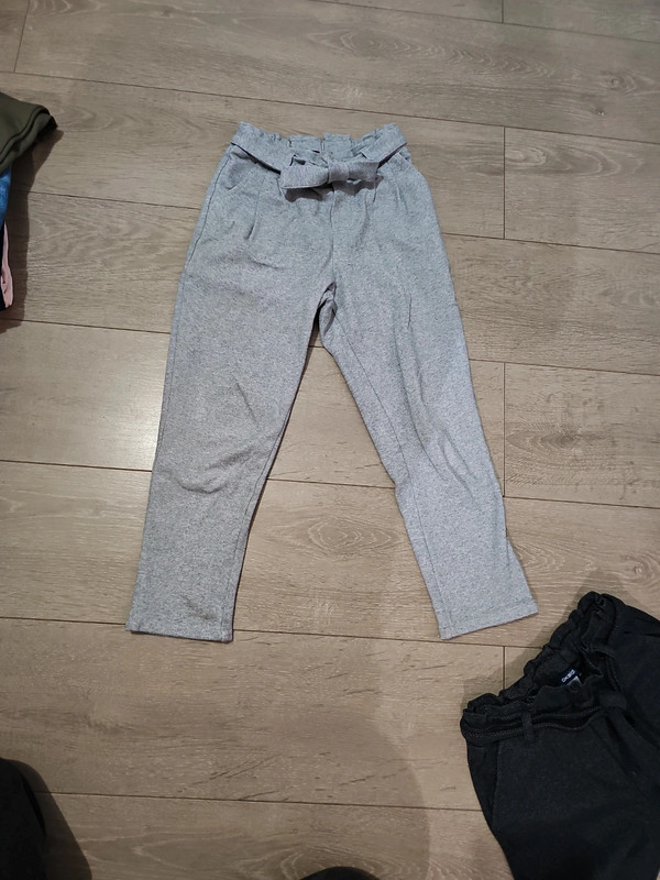 2 pantalons Okaidi 8ans Fille 2