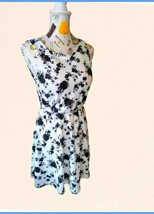 Robe été à fleur noir et blanc - taille S - très bon état, condition: Very good, size: S / 36 / 8, €2.00, €2.80 includes Buyer Protection
