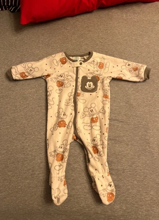 Disney Fleece Sleepsuit, marke: Disney, zustand: Sehr gut, größe: 6-9 Monate / 68, 3,00 €, 3,85 € inklusive Vinted-Käuferschutz