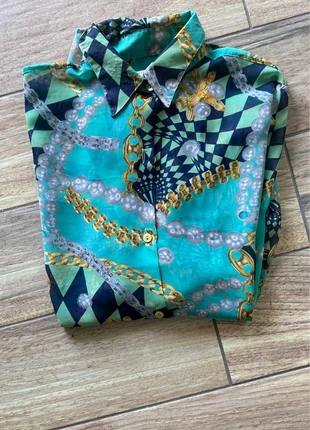 WOW! Camicia Sisley Vintage - Tessuto Chiffon! Pezzo raro "Relaxed Elegance" - Pezzo Unico!, marke: Sisley, zustand: Sehr gut, größe: S / 36 / 8, 9,00 €, 10,15 € inklusive Vinted-Käuferschutz