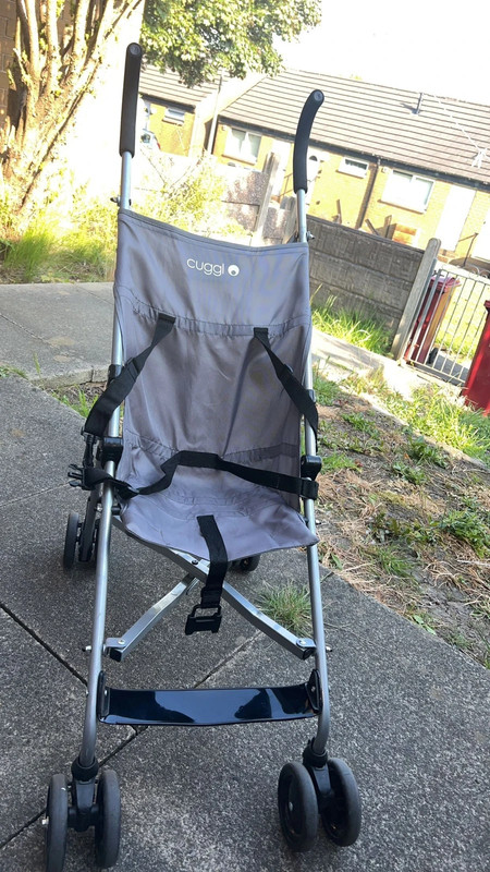 Grey Cuggl Pram