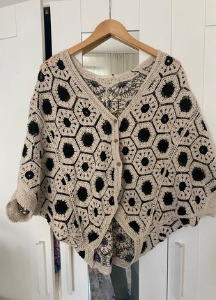 Haut croshet, condition: New without tags, size: One size, €15.00, €16.45 includes Buyer Protection