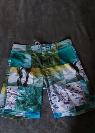 Billabong boardshort 32US, marque: Billabong, état: Neuf sans étiquette, taille: M, 10,00 €, 11,20 € Protection acheteurs incluse