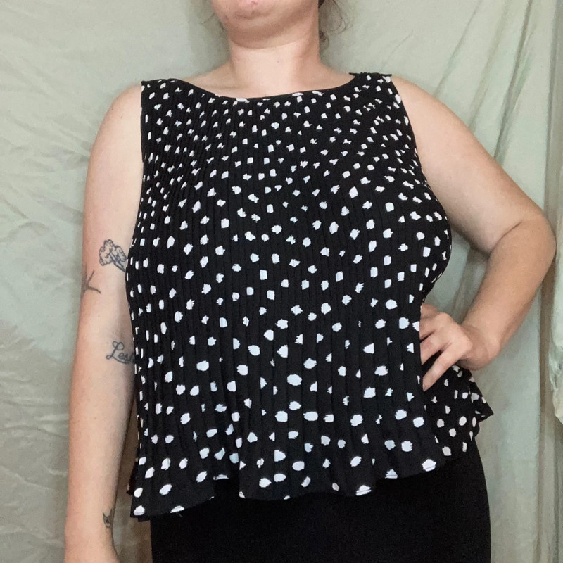 Banana Republic Polka Dot Sleeveless Blouse 2