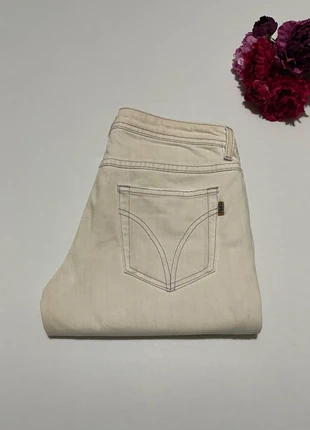 Jean Dolce&Gabana Expert Fitting Service Cute Beige Clair / Écru Taille W27 / FR 36 Femme, marke: Dolce & Gabbana, zustand: Sehr gut, größe: S / 36 / 8, 15,00 €, 16,45 € inklusive Vinted-Käuferschutz