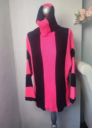 Jersey negro y rosa fucsia, merk: Local, staat: Nieuw zonder prijskaartje, maat: XXL / 44 / 16, € 12,00, € 13,30 inclusief Kopersbescherming