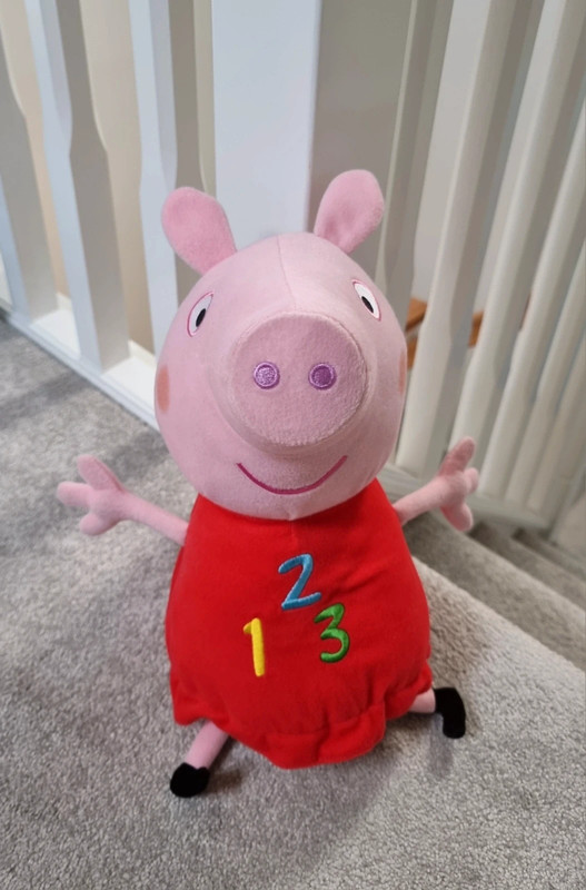 Large talking hot sale peppa pig