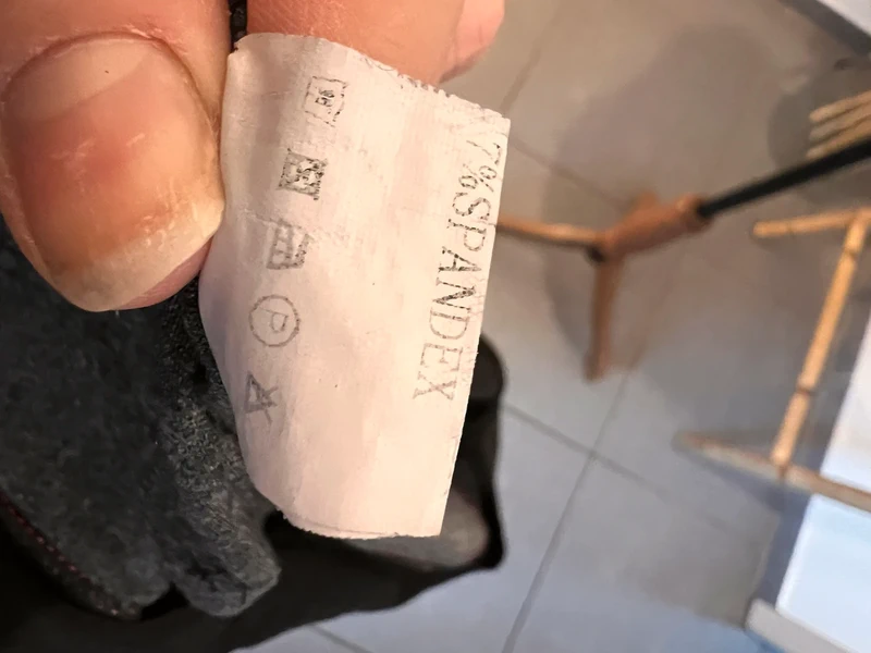 Veste noire et grise - photo numéro 9
