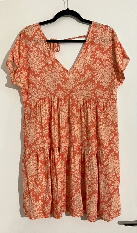 Robe courte fleurie