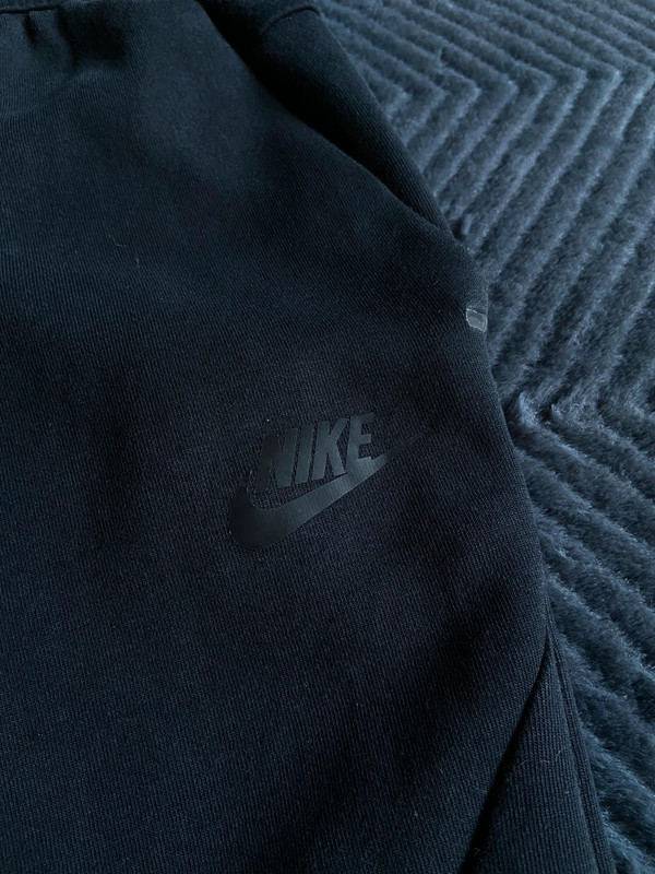 Spodnie joggery Nike Tech Fleece czarne 5