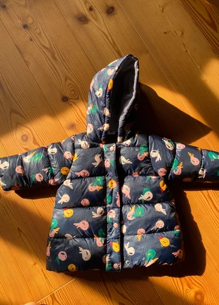 Hübsche Winterjacke mit kleinen Vogelmotiven, marke: Petit Bateau, zustand: Sehr gut, größe: 9-12 Monate / 74, 40,00 €, 42,70 € inklusive Vinted-Käuferschutz