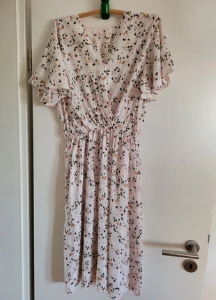 Blumiges Kleid aus Schweden, condition: Good, size: M / 38 / 10, €10.00, €11.20 includes Buyer Protection