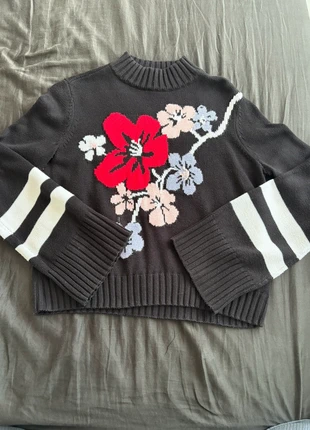 Pull H&M à fleurs, manches larges rayées – Taille M, marca: H&M, estado: Muy bueno, tamaño: M / 38 / 10, 7,00 €, 8,05 € Protección al comprador incluida
