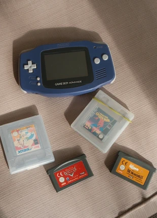 Pack Nintendo Game Boy Advance + 5 jeux –TV Rétro gaming, brand: Nintendo, condition: Good, €85.00, €89.95 includes Buyer Protection
