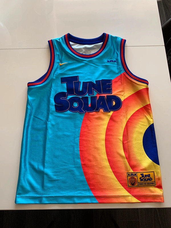 Maillot tune squad hot sale