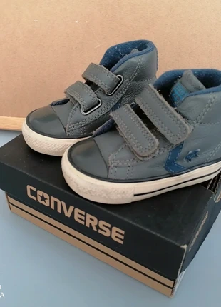 Baskets Converse en cuir taille 19, marque: Converse, état: Très bon état, taille: 19, 12,00 €, 13,30 € Protection acheteurs (Pro) incluse