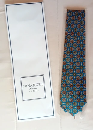 Cravate Nina Ricci, marca: Nina Ricci, estado: Nuevo con etiquetas, 35,00 €, 37,45 € Protección al comprador incluida