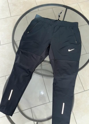 Pantalon Nike Utility, brand: Nike, condizioni: Ottime, taglia: L, €80.00, €84.70 include la Protezione acquisti