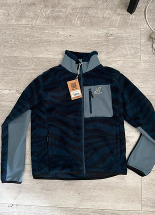 Polaire bleue femme, marca: RevolutionRace, estado: Novo com etiquetas, tamanho: XS, €35.00, €37.45 inclui Proteção do Comprador