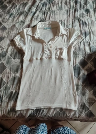 Polo viscosa bianca Guess, marca: Guess by Marciano, estado: Satisfactorio, tamaño: S / 36 / 8, 3,50 €, 4,38 € Protección al comprador incluida