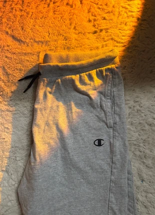 grey champion boys shorts, marke: Champion, zustand: Gut, größe: XS, 3,50 €, 4,38 € inklusive Vinted-Käuferschutz