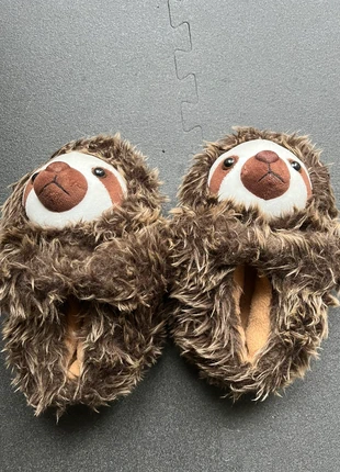 Pantofole bradipo- pantuflas oso perezoso de 33 a 36, marke: Fauna, zustand: Sehr gut, größe: 34, 6,00 €, 7,00 € inklusive Vinted-Käuferschutz