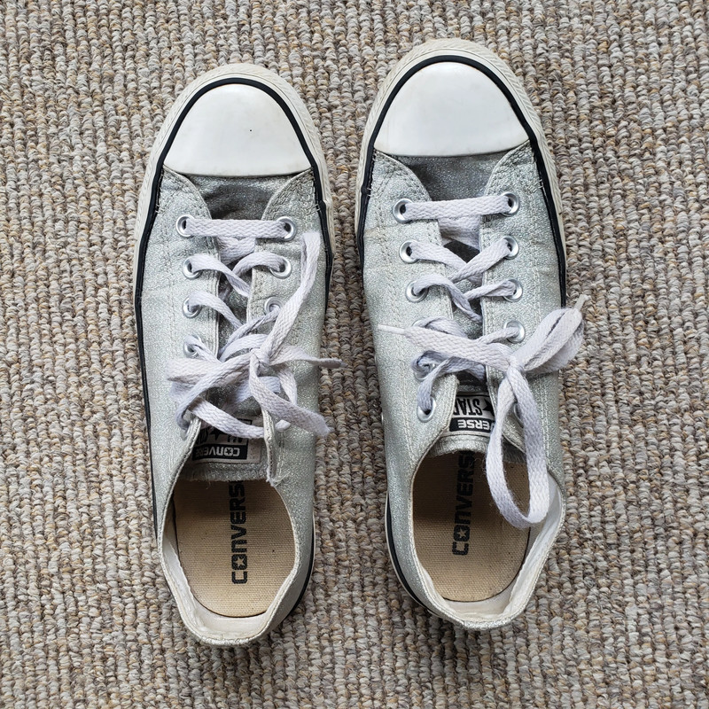 Silver metallic sale converse womens