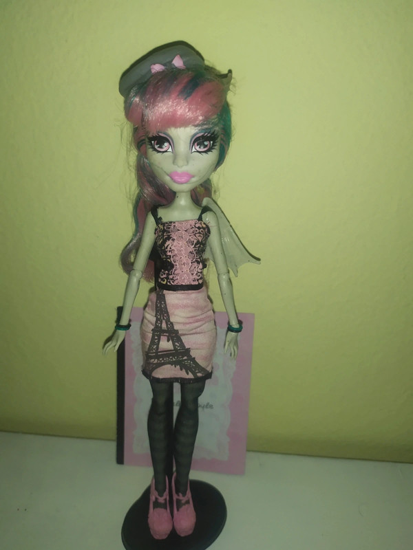 Rochelle Goyle Monster High - Vinted