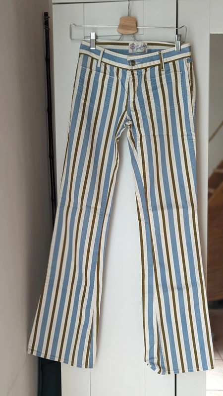 Pantalone leggermente a zampa a righe vintage 1