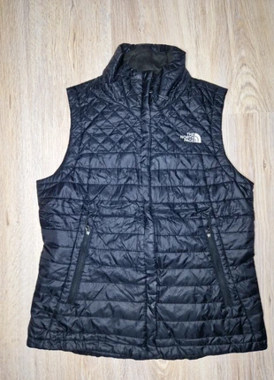 Doudoune sans manches The North Face noir femme taille M, brand: The North Face, condizioni: Ottime, taglia: M / IT 42 / EU 38, €40.00, €42.70 include la Protezione acquisti