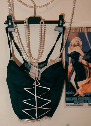 Corsetto nero e rosa, marque: Vintage, état: Très bon état, taille: S / 36 / 8, 6,00 €, 7,00 € Protection acheteurs incluse