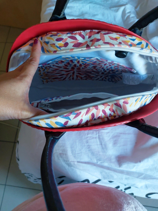 Sac o bag rouge rond Vinted