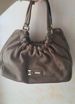 Borsa Max Mara a Spalla in Vera Pelle Marrone Morbida - Dettagli Oro, merk: Max Mara, staat: Nieuw zonder prijskaartje, € 180,00, € 189,70 inclusief Kopersbescherming