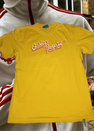 Camiseta amarilla vintage con diseño por delante y detras, marque: JNCO, état: Très bon état, taille: M, 10,03 €, 11,23 € Protection acheteurs incluse