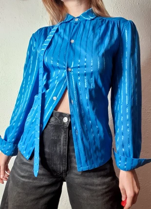 Incroyable chemisier vintage bleu avec nœud – taille 36 – chic et original, marke: Vintage Dressing, zustand: Sehr gut, größe: S / 36 / 8, 16,00 €, 17,50 € inklusive Vinted-Käuferschutz