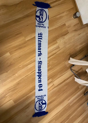 Schalke 04 Schal, merk: FC Schalke 04, staat: Nieuw zonder prijskaartje, € 11,00, € 12,25 inclusief Kopersbescherming