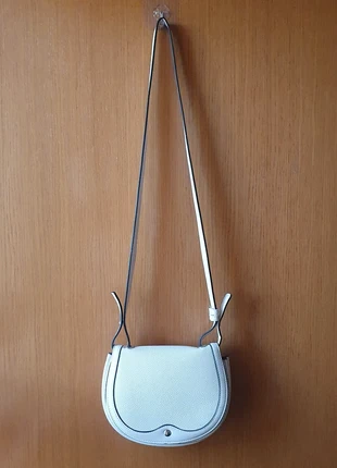 Bolso bandolera blanco de Stradivarius, marca: Stradivarius, estado: Nuevo sin etiquetas, 5,00 €, 5,95 € Protección al comprador incluida